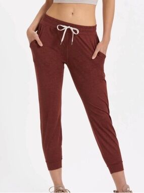 Vuori Performance Jogger Pants Rustic Red Brown